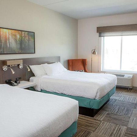 Hilton Garden Inn Corning Downtown Ngoại thất bức ảnh