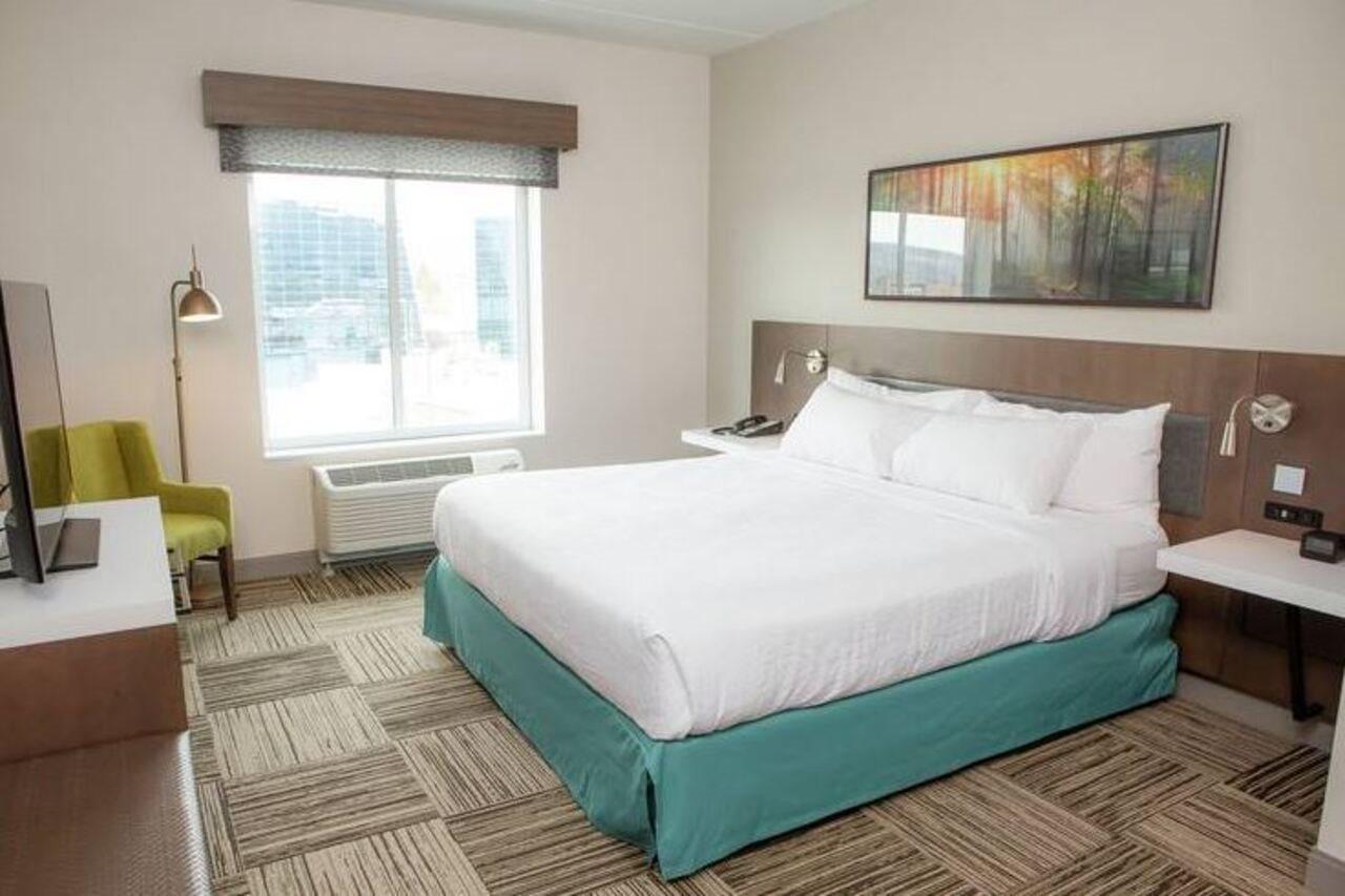 Hilton Garden Inn Corning Downtown Ngoại thất bức ảnh