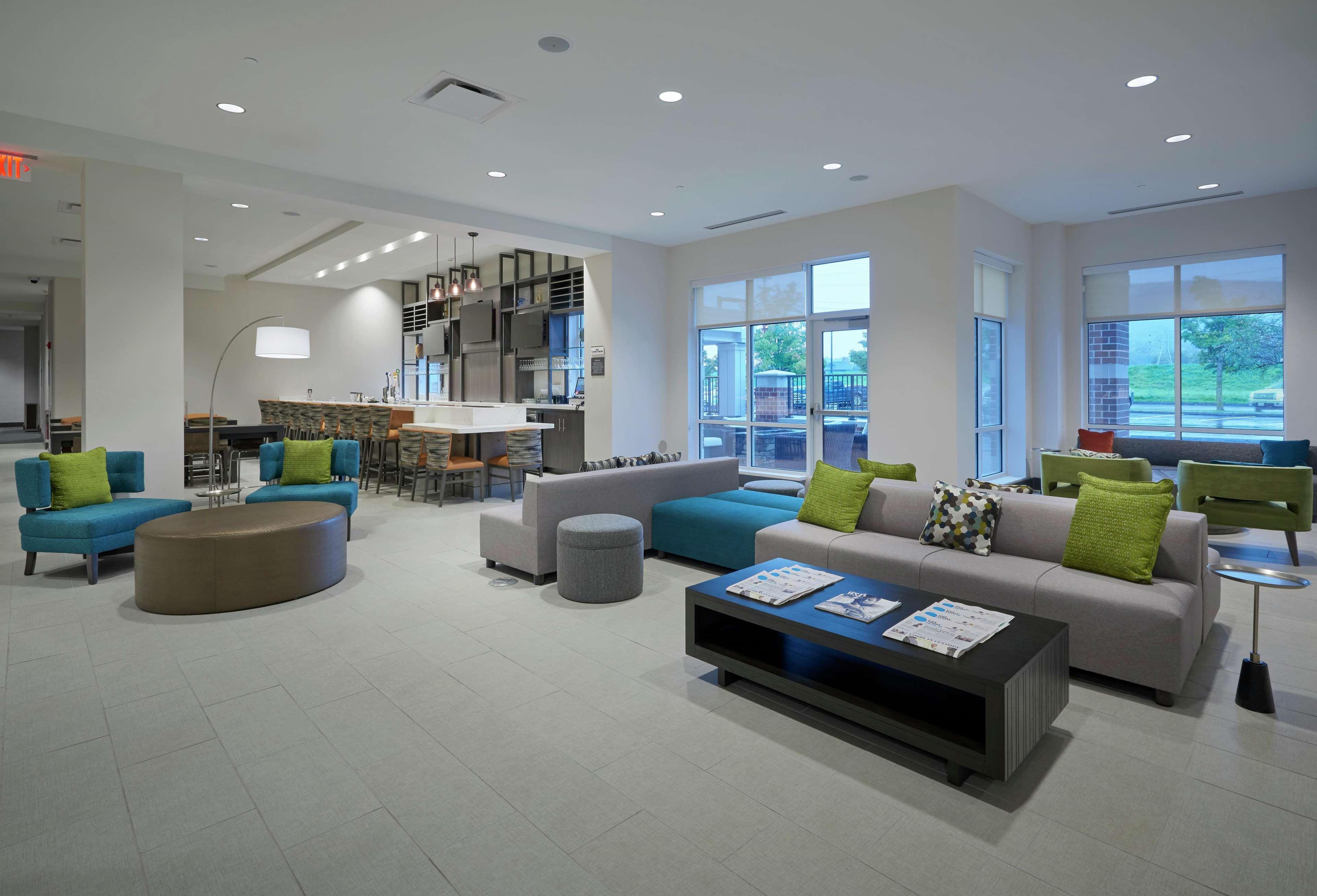 Hilton Garden Inn Corning Downtown Ngoại thất bức ảnh