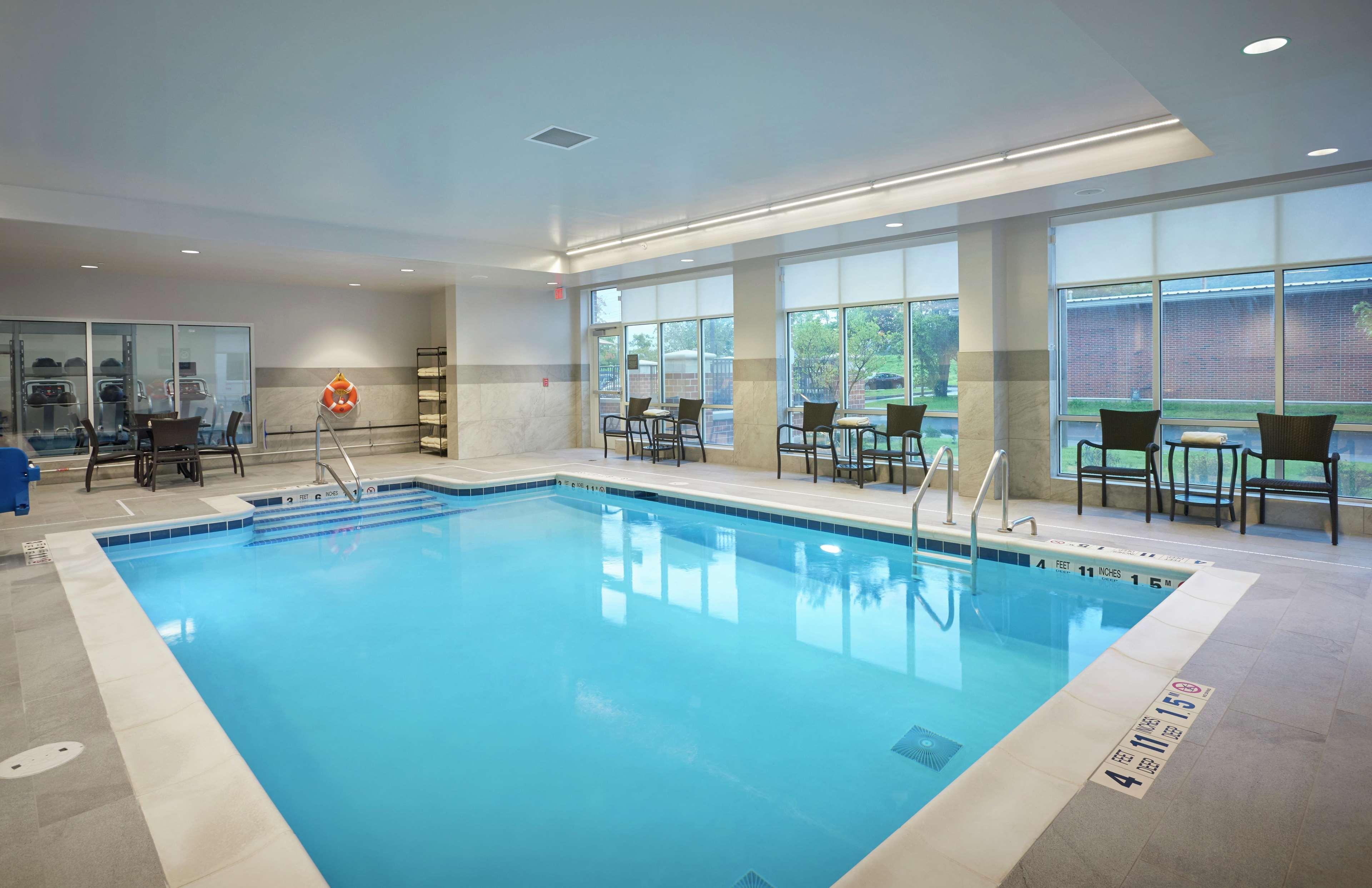 Hilton Garden Inn Corning Downtown Ngoại thất bức ảnh