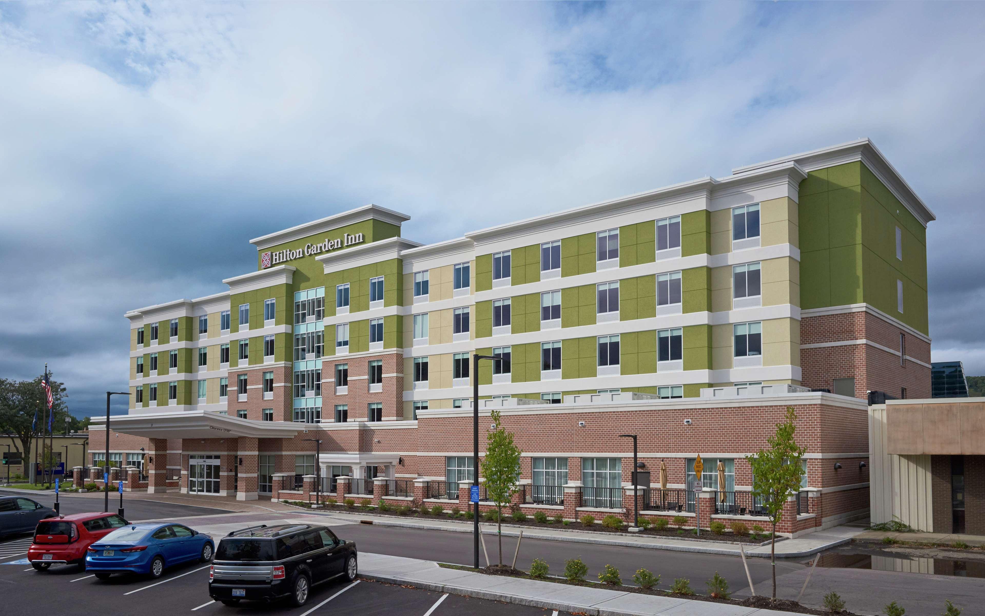 Hilton Garden Inn Corning Downtown Ngoại thất bức ảnh