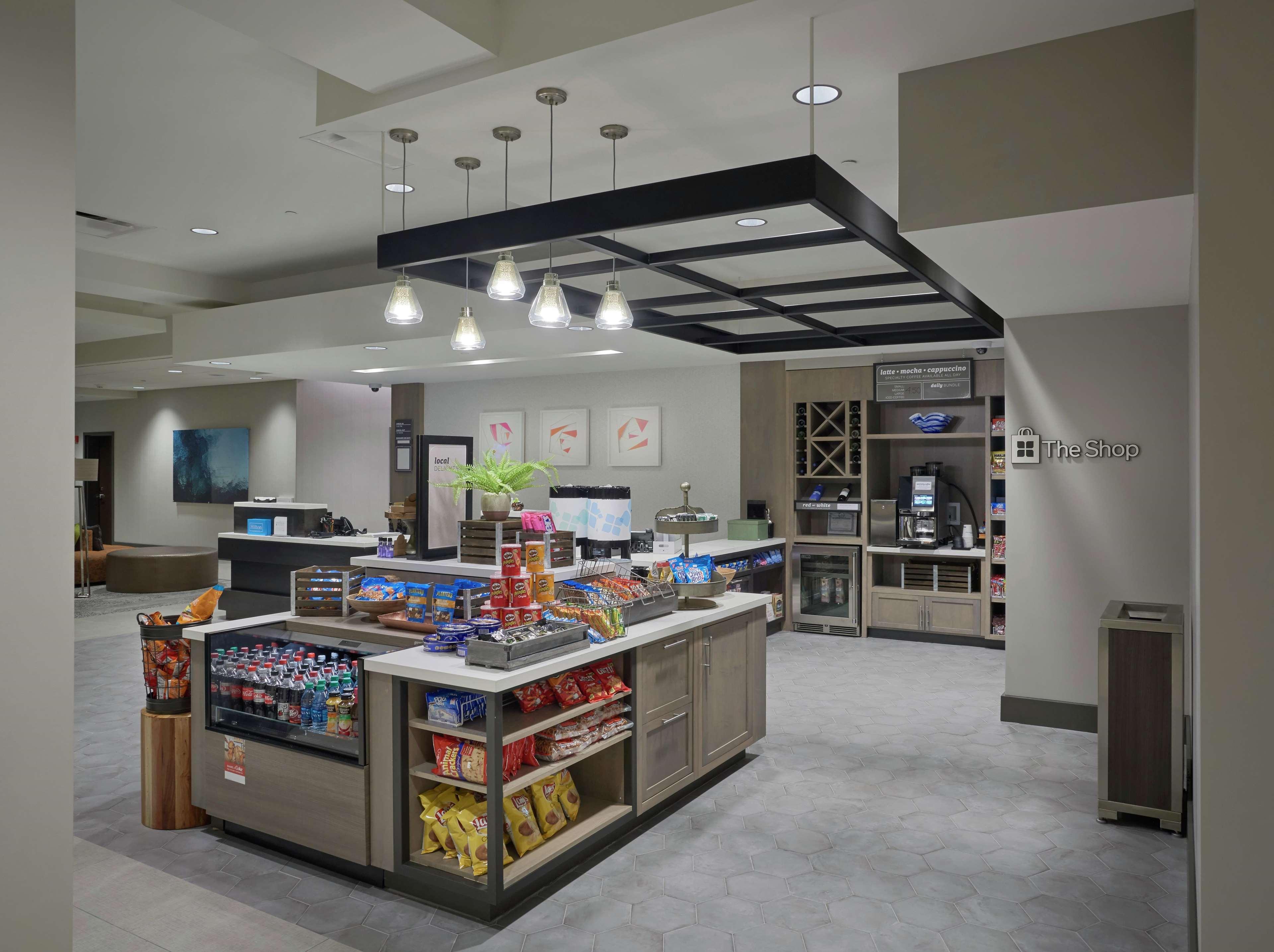 Hilton Garden Inn Corning Downtown Ngoại thất bức ảnh