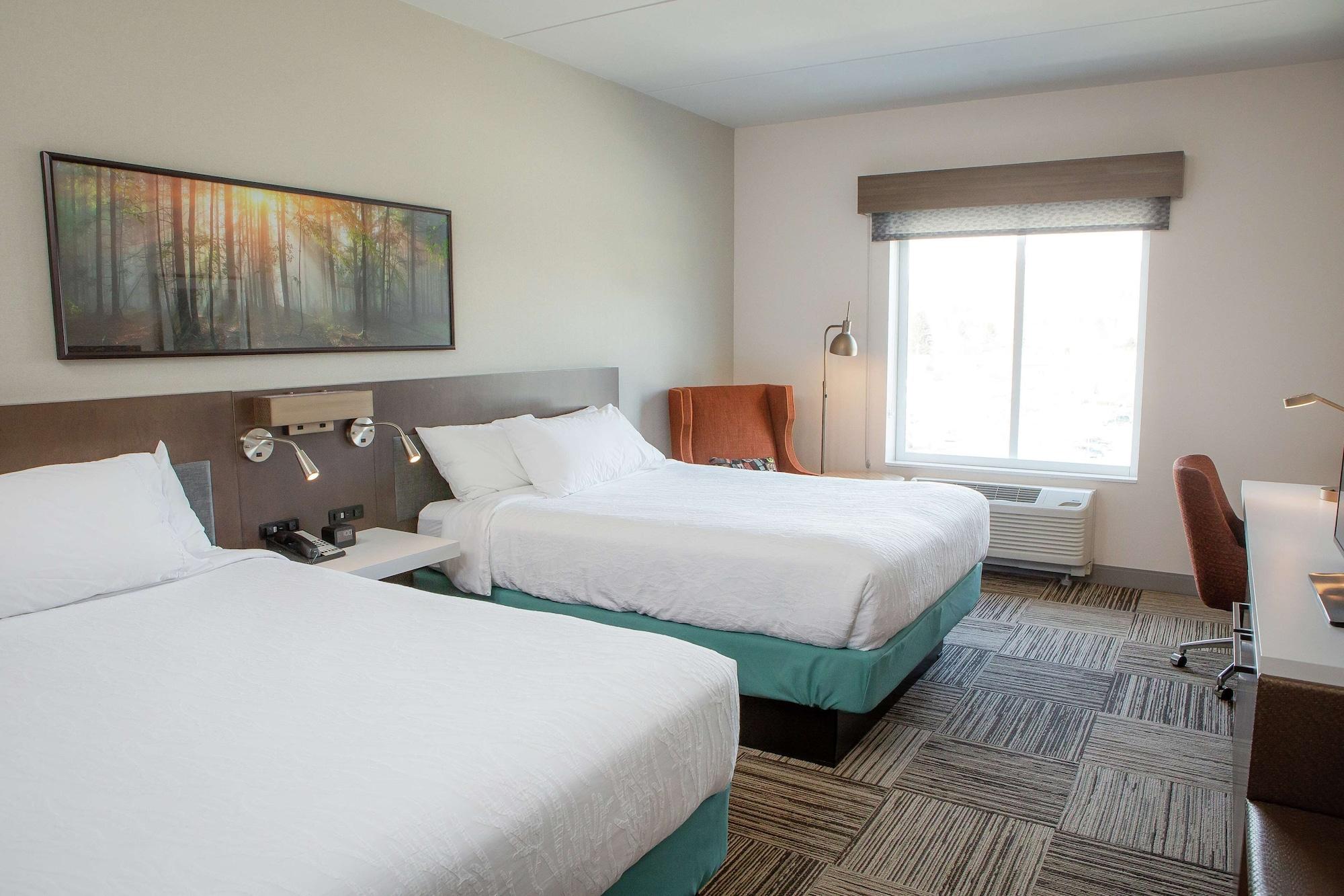 Hilton Garden Inn Corning Downtown Ngoại thất bức ảnh