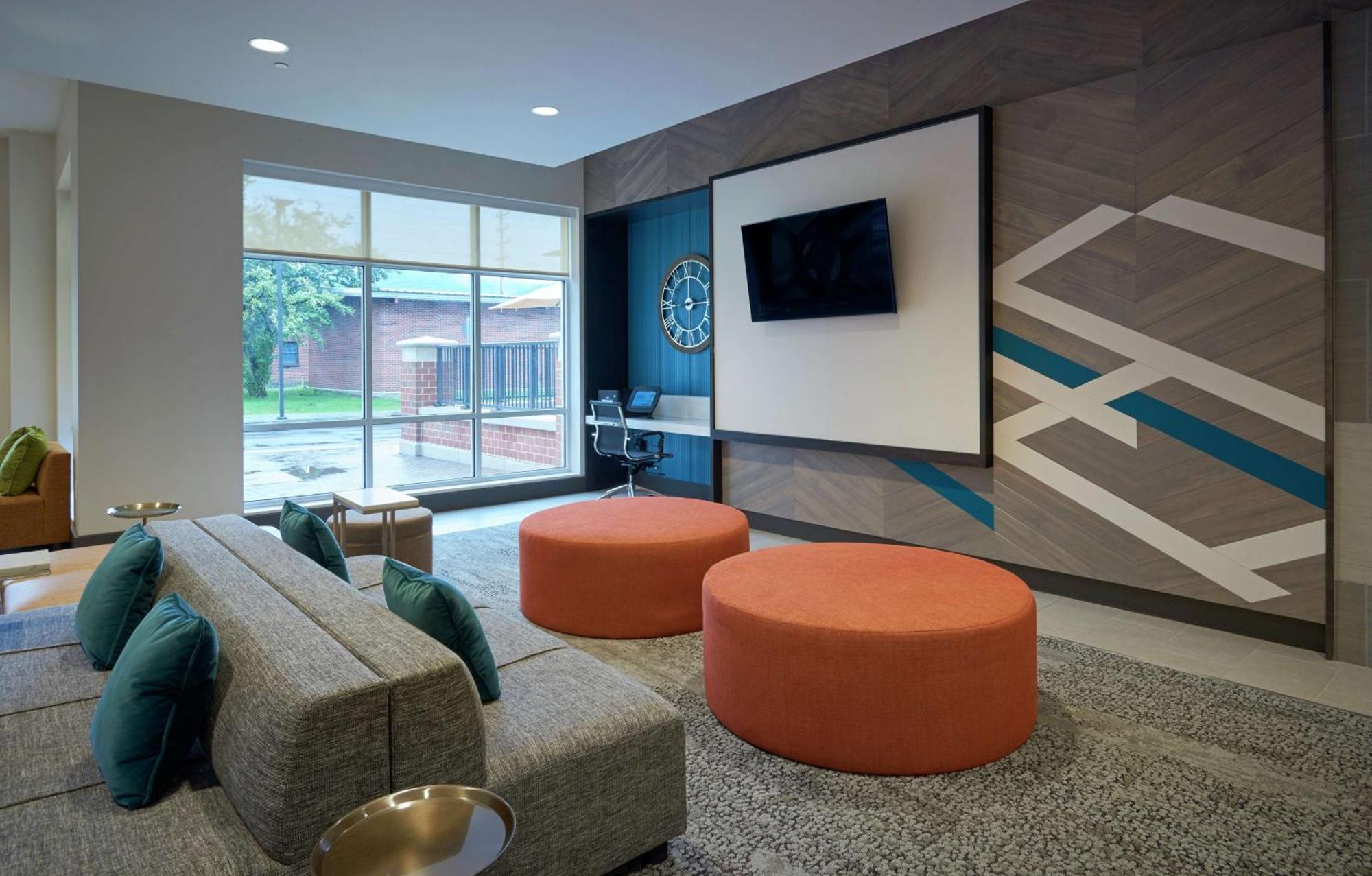 Hilton Garden Inn Corning Downtown Ngoại thất bức ảnh